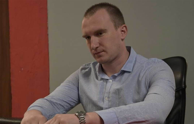 Тренер по покеру